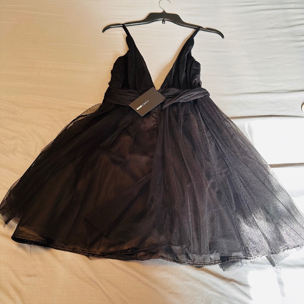 Fashion Nova Mini Dress with a touch of class and Sophistication.